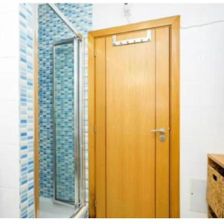 Sunny Condo- Pool & Free Parking Walk To Albufeira